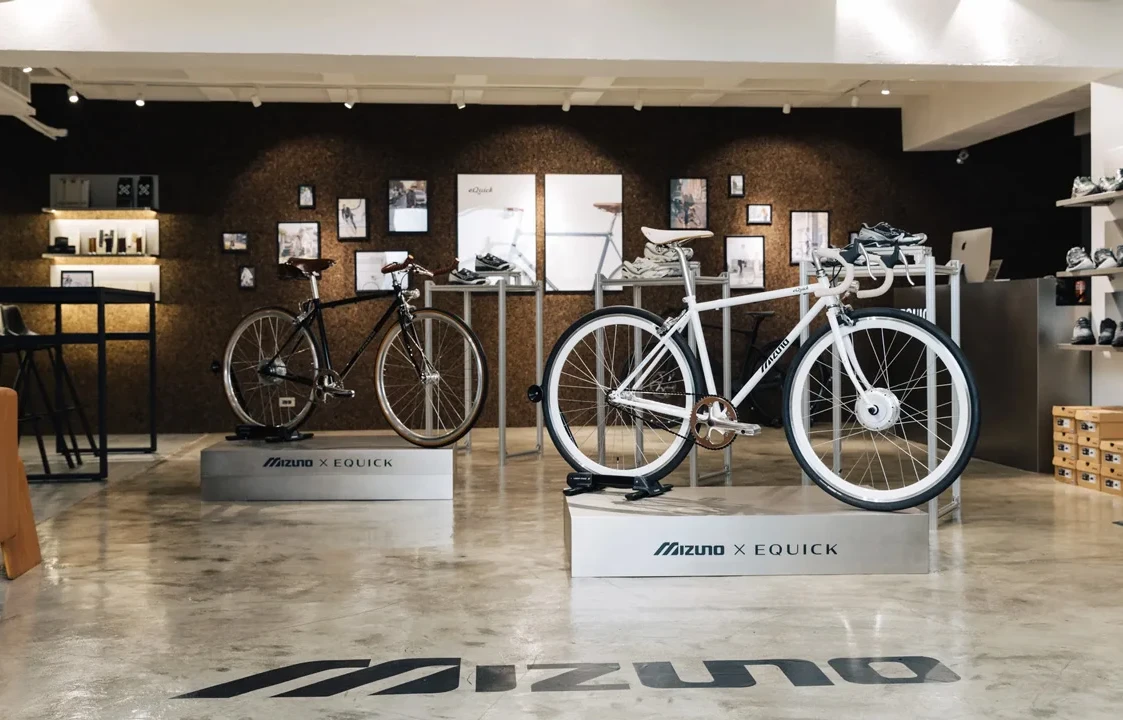 MIZUNO攜手EQUICK將戶外越野元素融入設計,打造兩款聯名電動自行車!